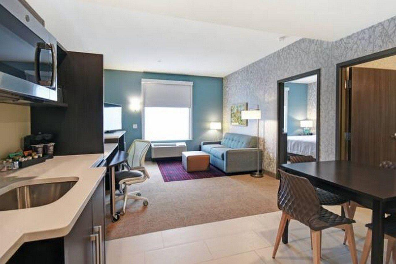 Home2 Suites By Hilton Beloit Exterior photo
