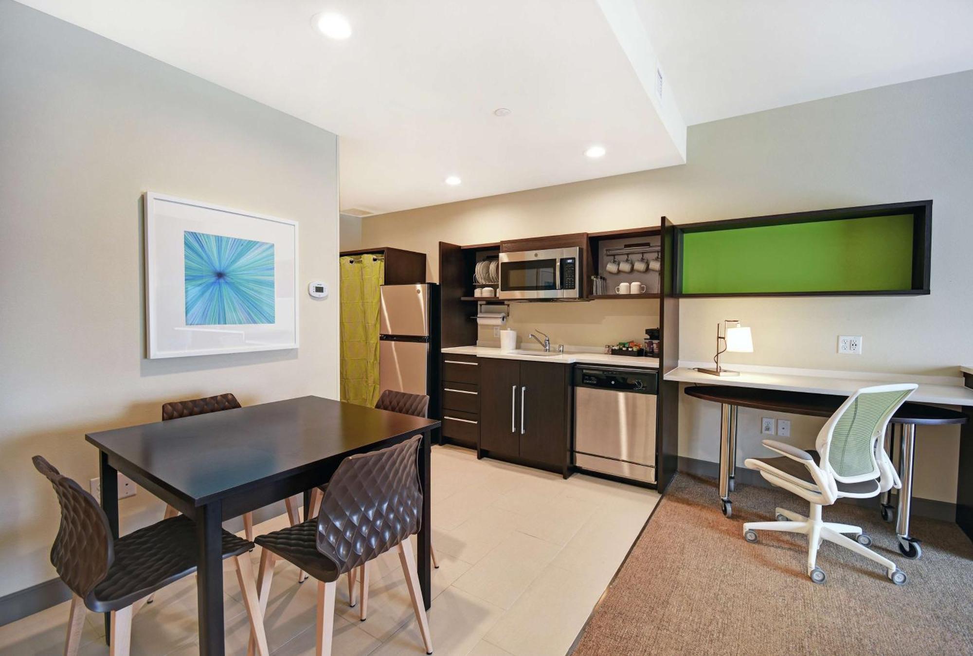 Home2 Suites By Hilton Beloit Exterior photo